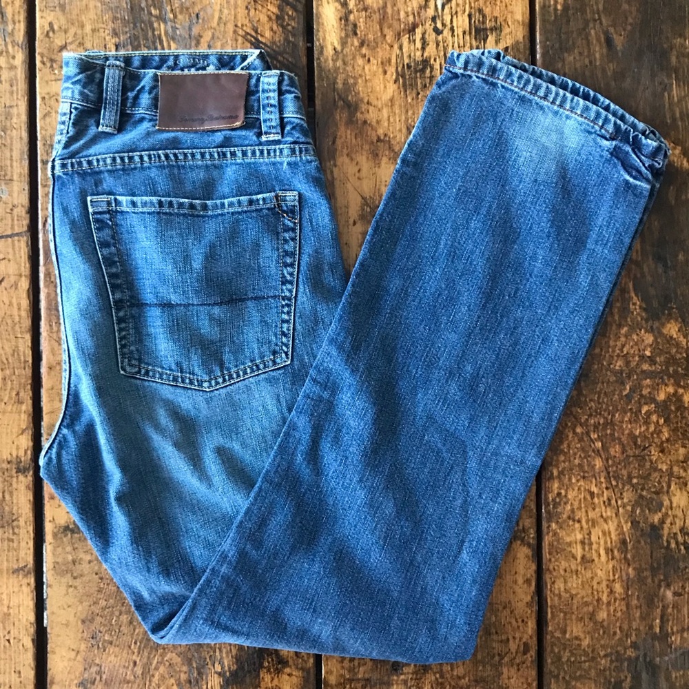 Tommy Bahama Jeans, 33/32 Standard